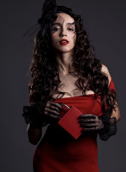 Lucía Linares
